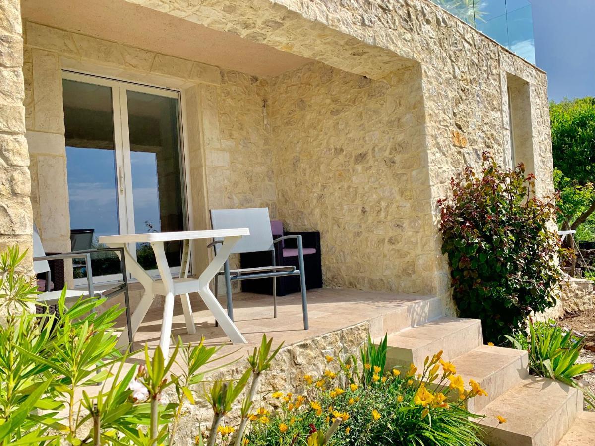 Villa Grand Baie Saint-Raphael  Exterior photo